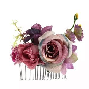 New fashion head comb. Artificial flower hair accessories.